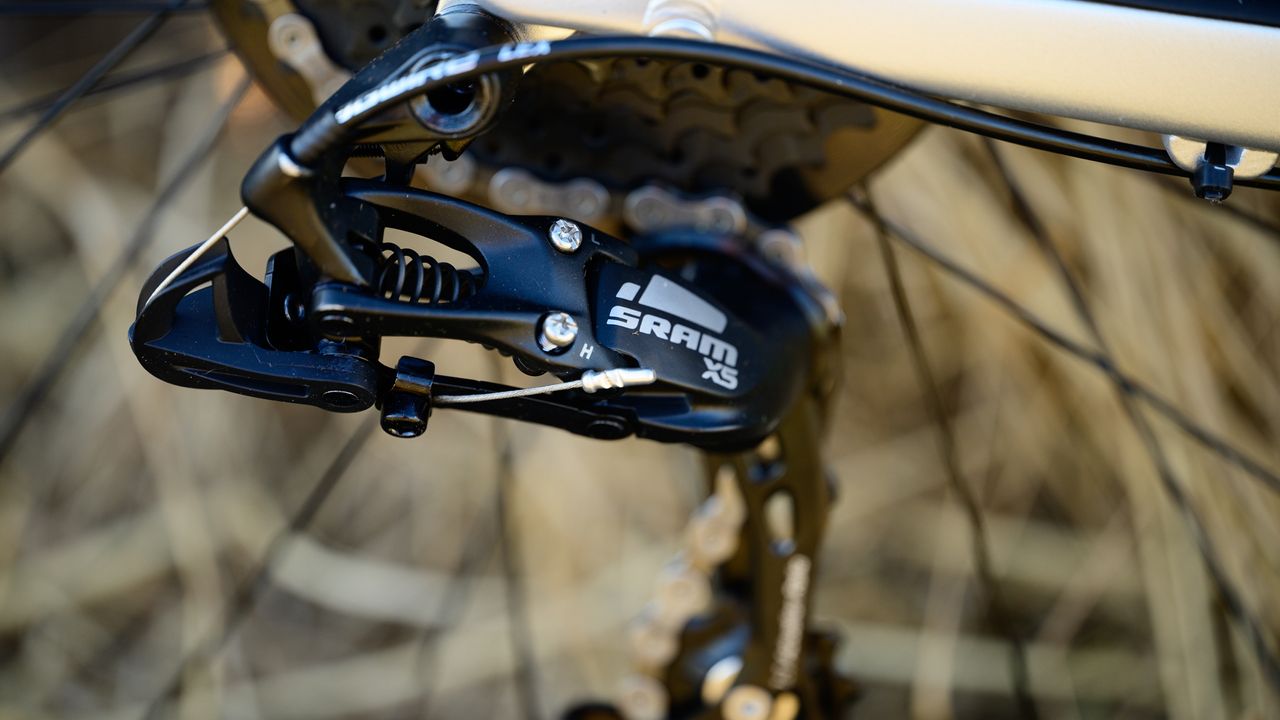 Woom Off 6 kids bike rear derailleur