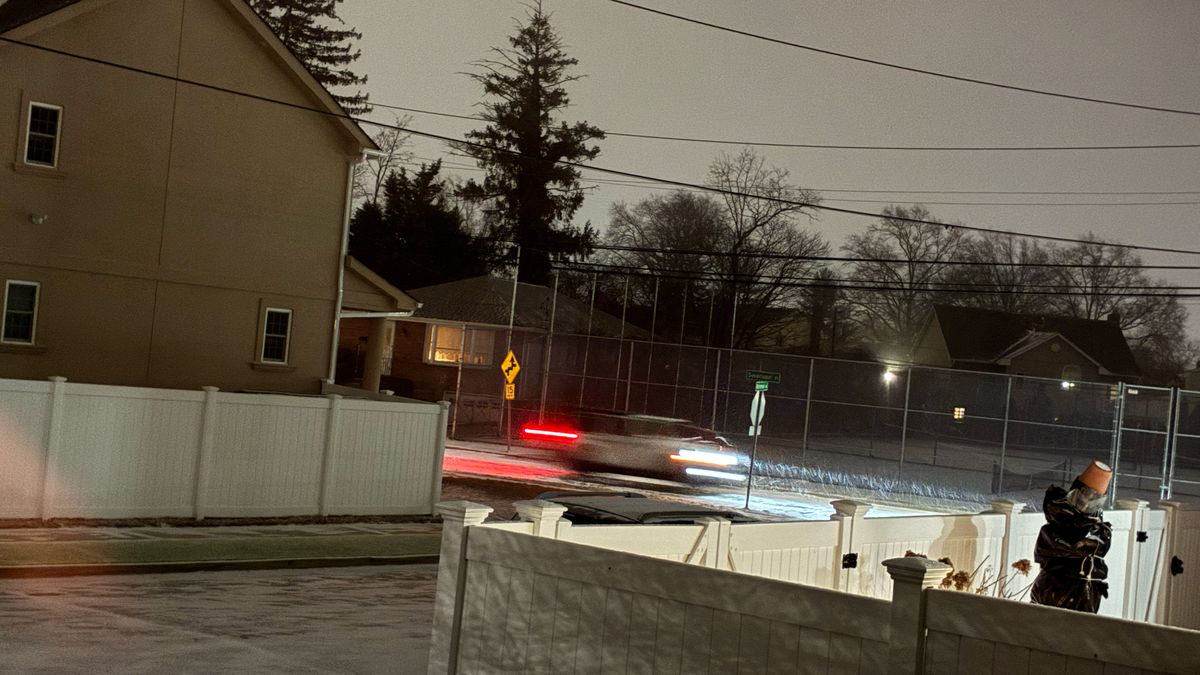 Apple iPhone 16e REVIEW camera samples