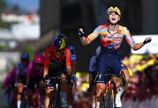Tour de France Femmes: Lorena Wiebes claims stage 1 victory and first yellow jersey with commanding uphill sprint