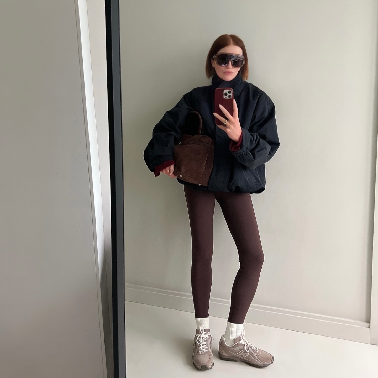 @honeybelleworld in the winter legging outfit trend