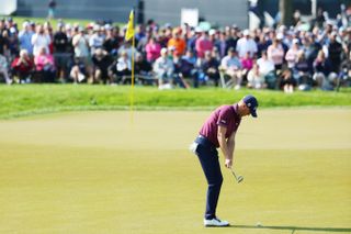 Thomas hits a chip shot at Oak Hill