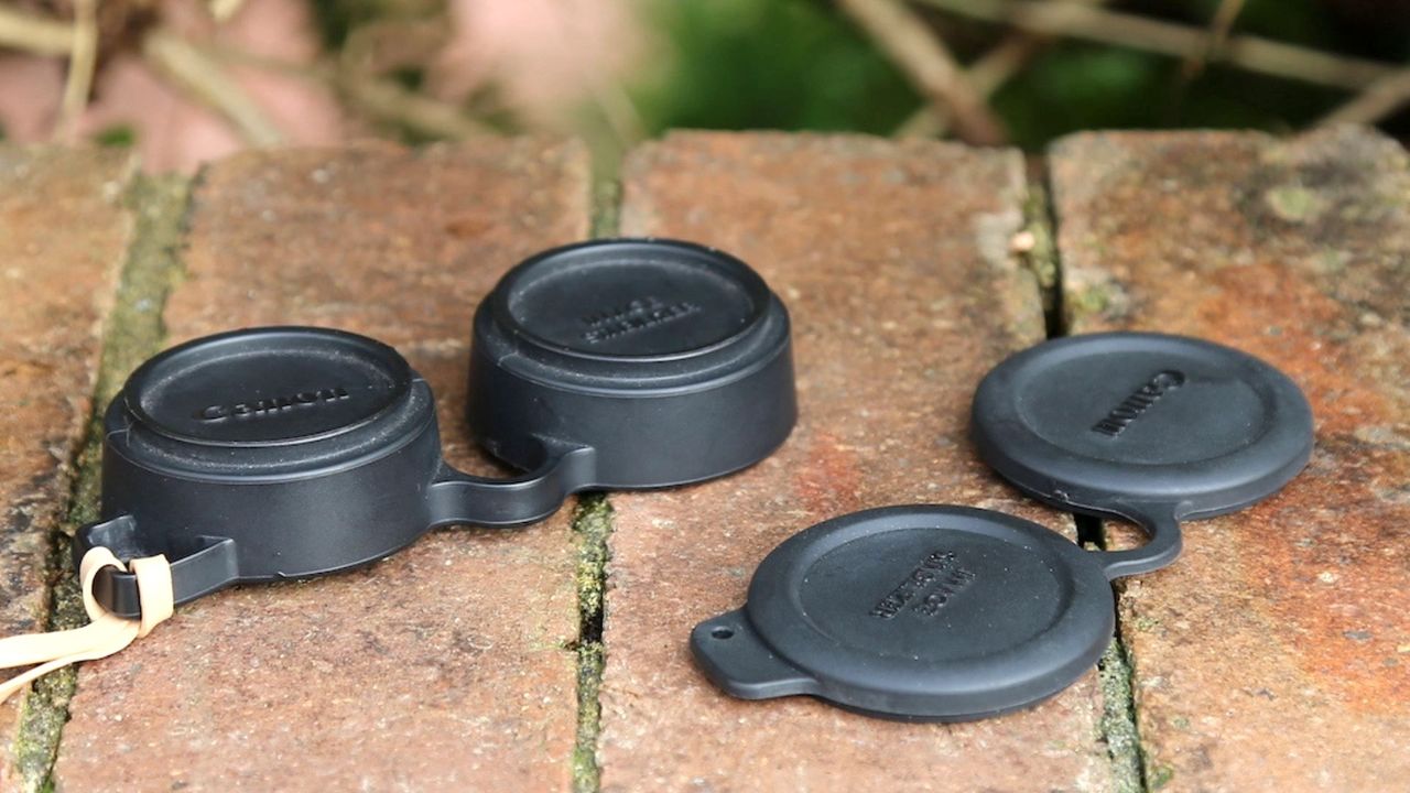 Canon 10x42L IS WP binoculars review: image shows Canon 10x42L IS WP binoculars kit