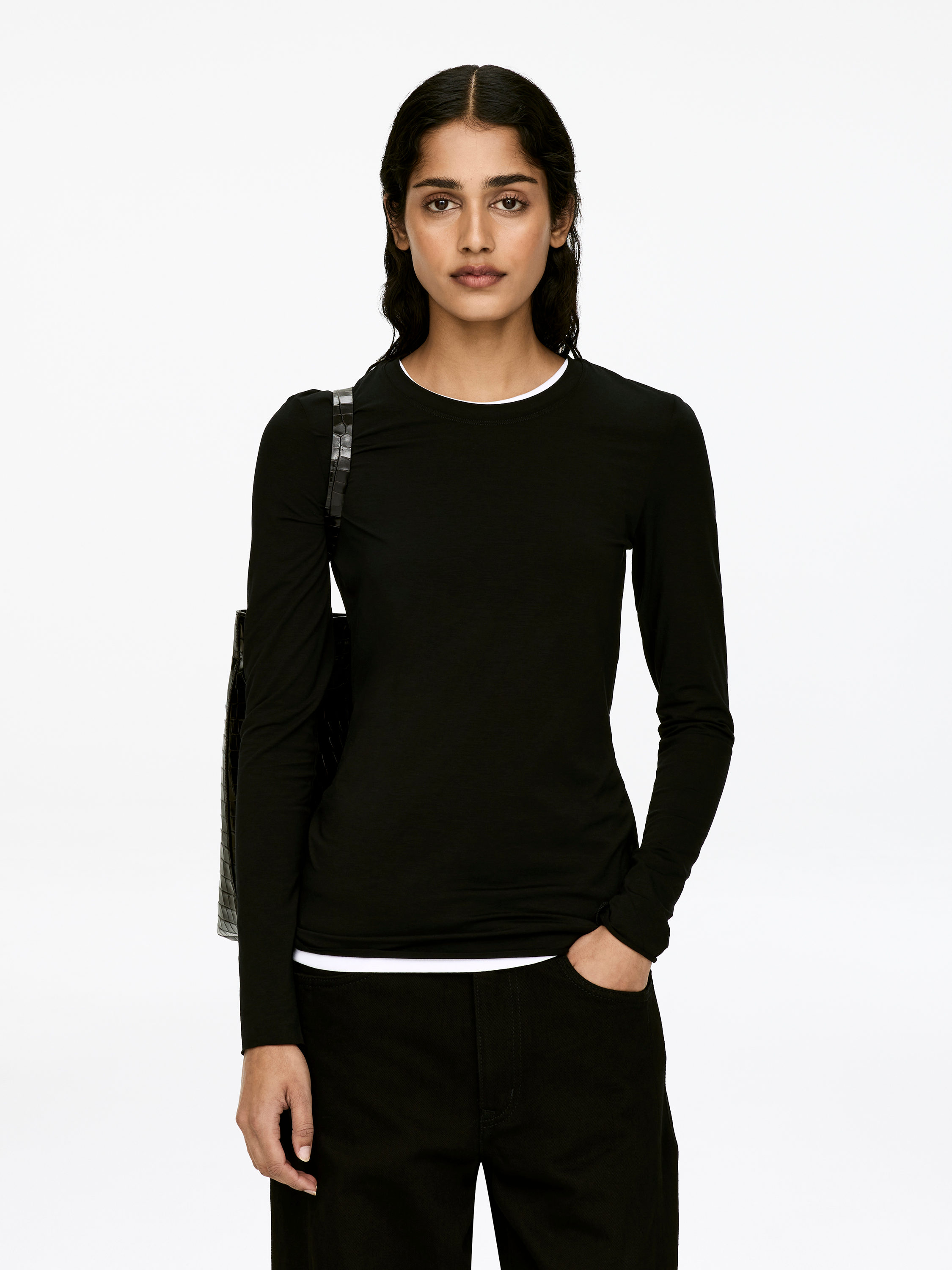 Lyocell Blend Long Sleeve &amp;ndash; Black &amp;ndash; Women &amp;ndash; Arket Gb