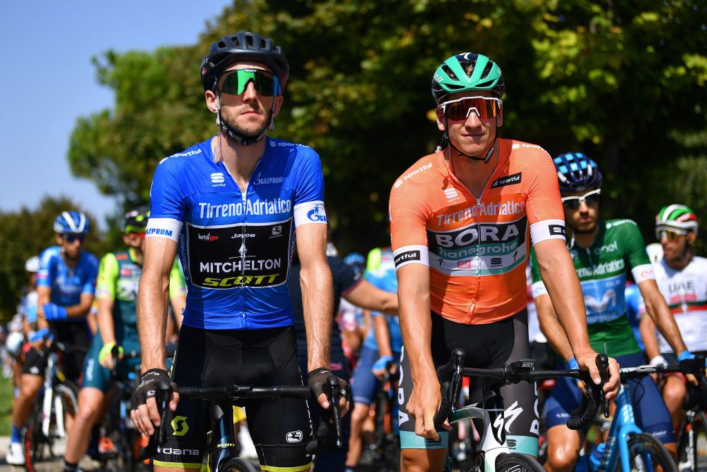 Simon Yates in the blue leader's jersey and Pascal Ackermann in the orange points jersey ahead of stage 6 at Tirreno-Adriatico