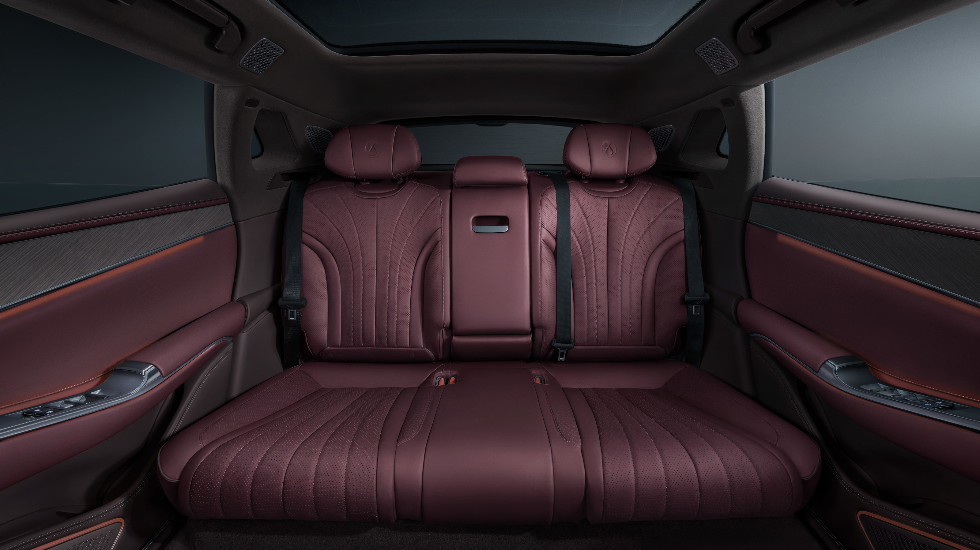 Denza Z9 GT rear seats