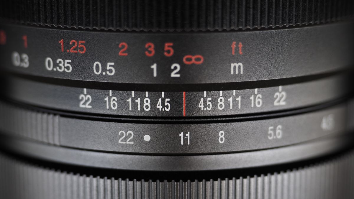 Laowa 15mm f/4.5 Zero-D Shift Lens