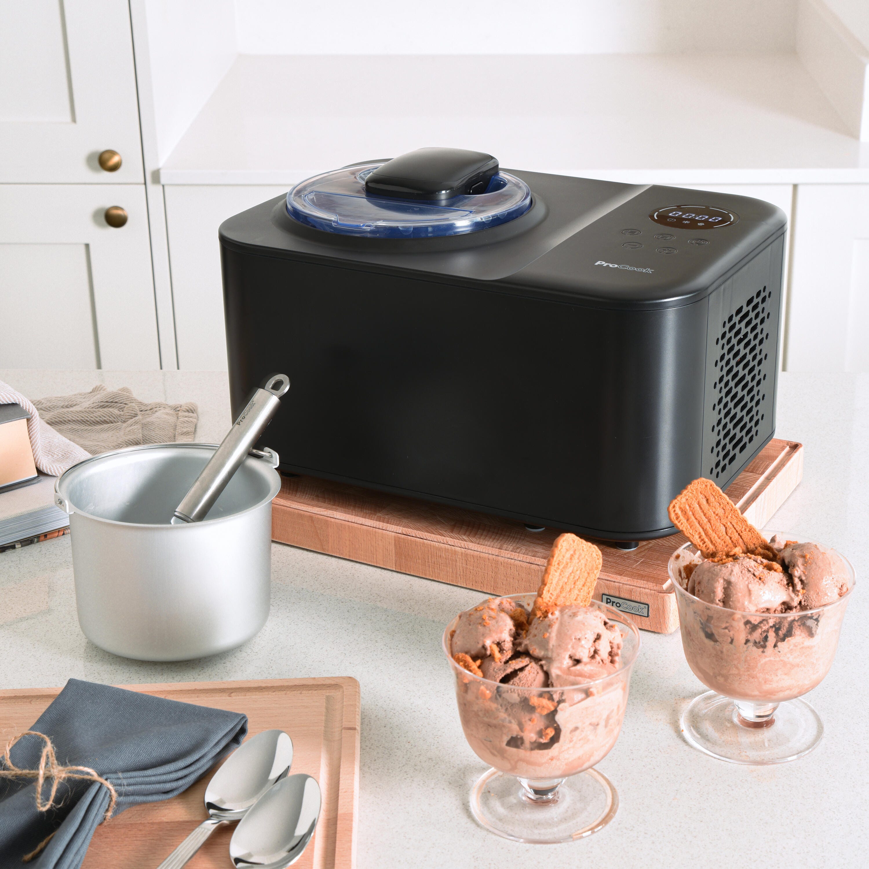 Professional Ice Cream Maker 1.2l