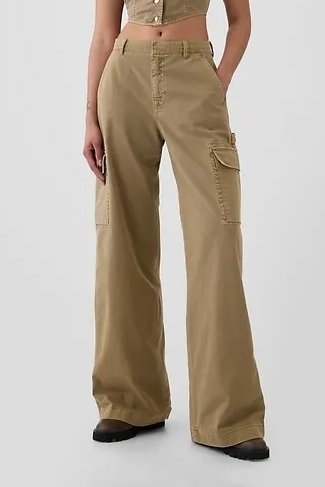 Gap, Mid Rise Cargo Baggy Khakis