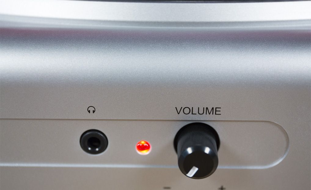 There is a headphone output on the T300A&rsquo;s front panel.