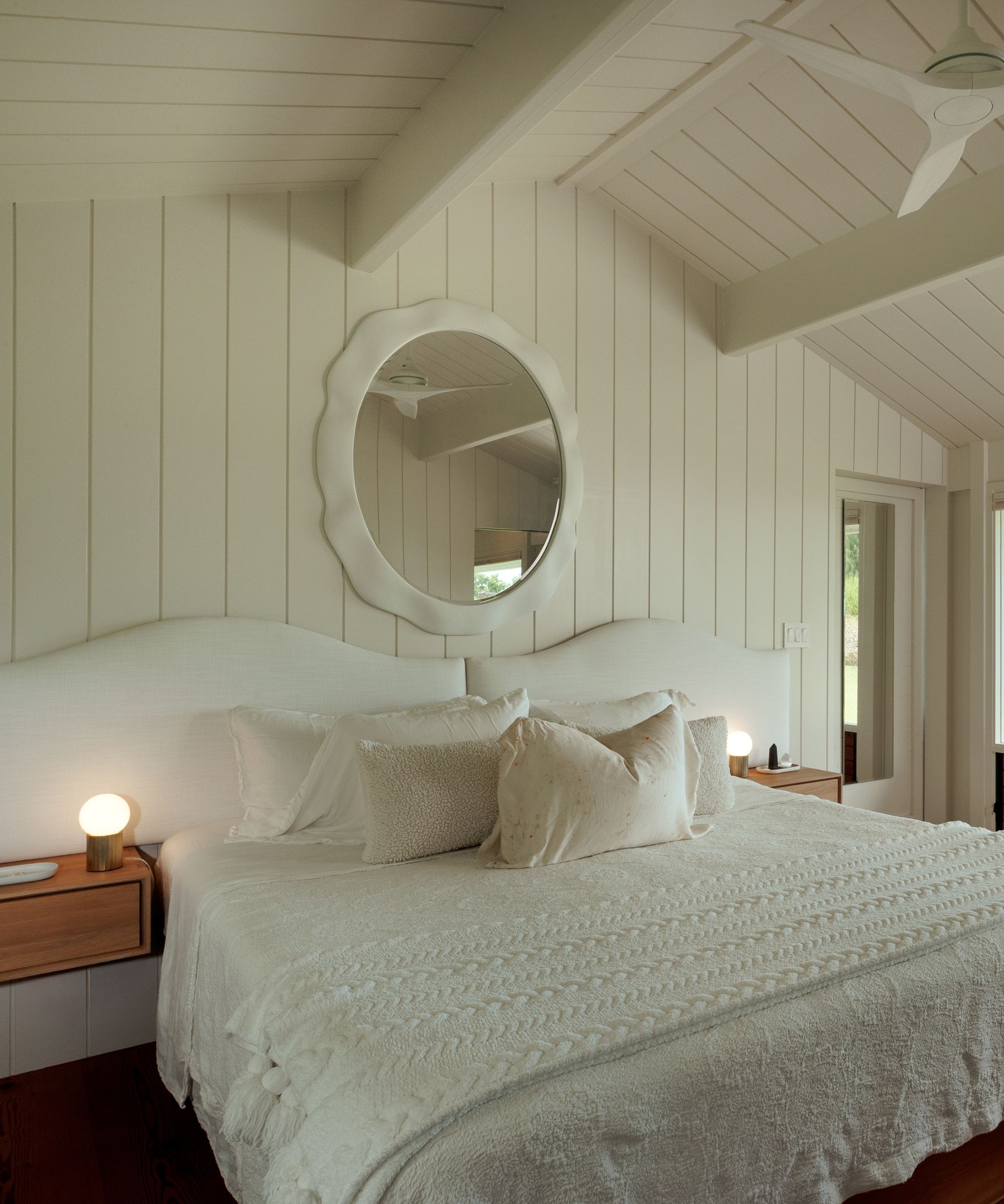 Julia Roberts' bedroom