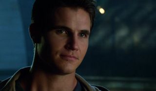 Robbie Amell The Flash Nightwing