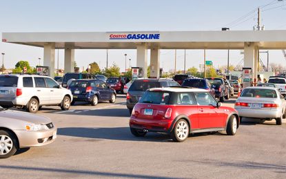 Getting Hooked by Costco's Cheap Gas