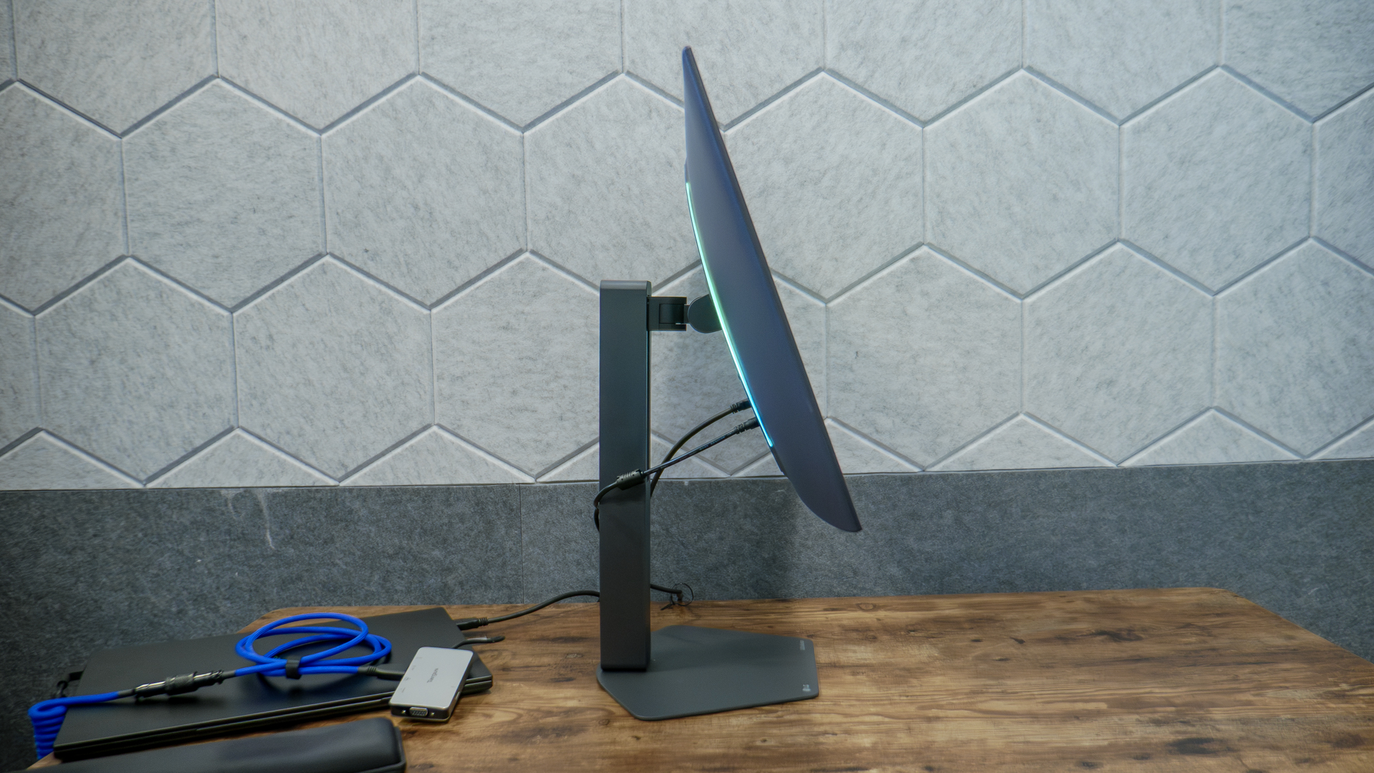 LG UltraGear 27GX790B-B