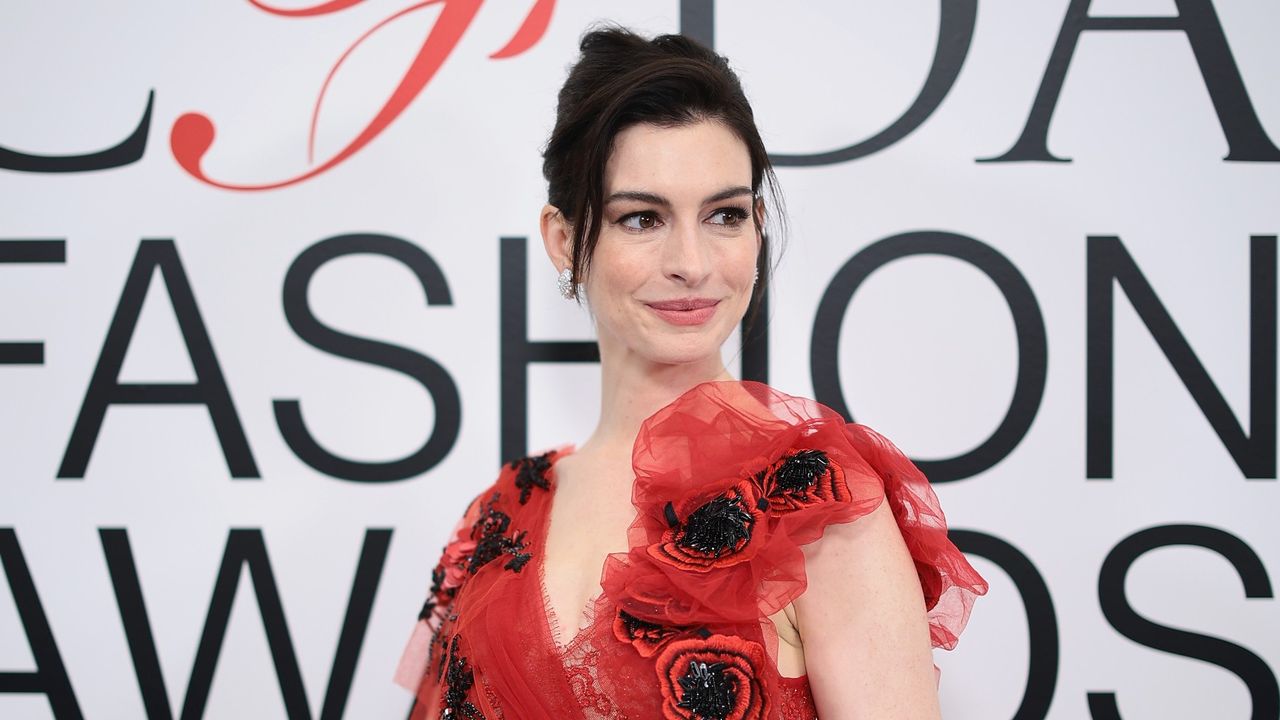 Anne Hathaway