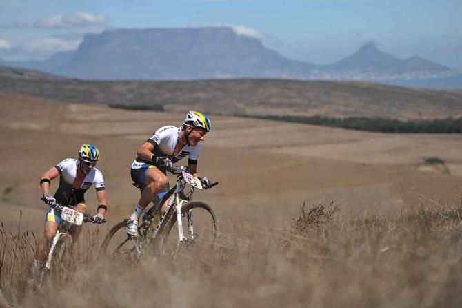 Riders Urs Huber and Karl Platt, Team Bulls