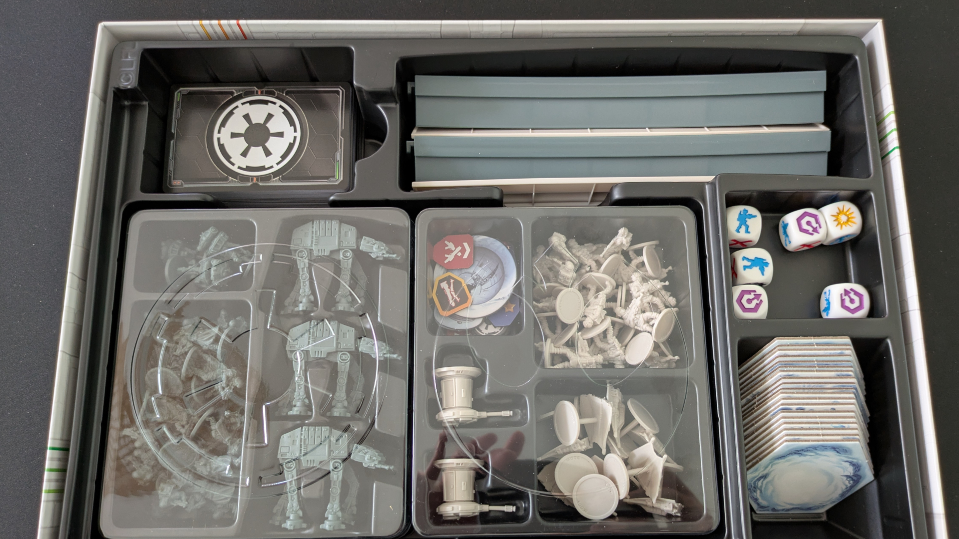 Star Wars Battle of Hoth box contents