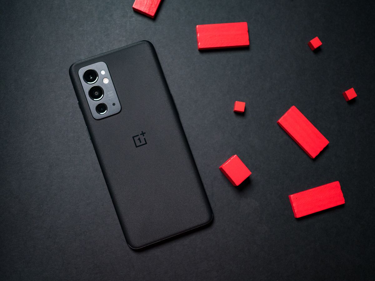 OnePlus 9RT