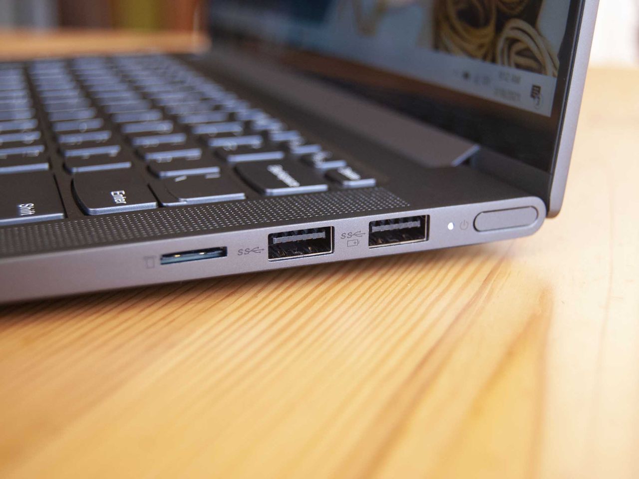 Lenovo Ideapad Slim 7 14 Review