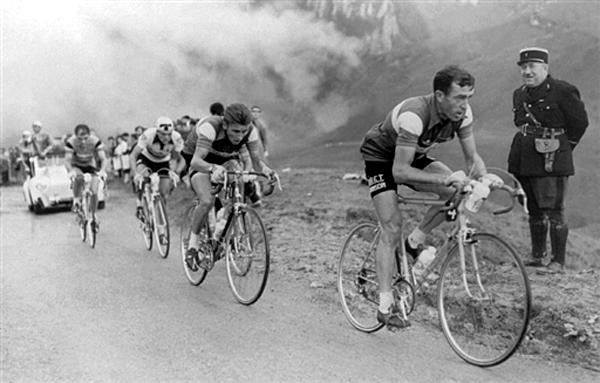 Louison Bobet rode a 52 x 14