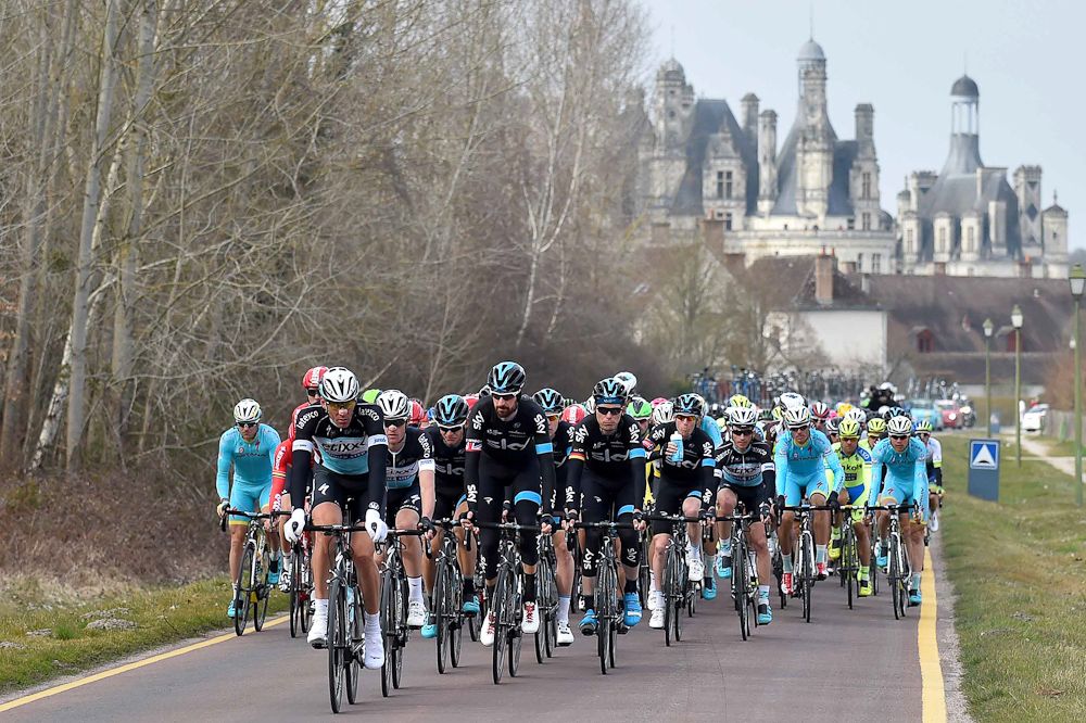 Classic architecture in the background during stage 1.
