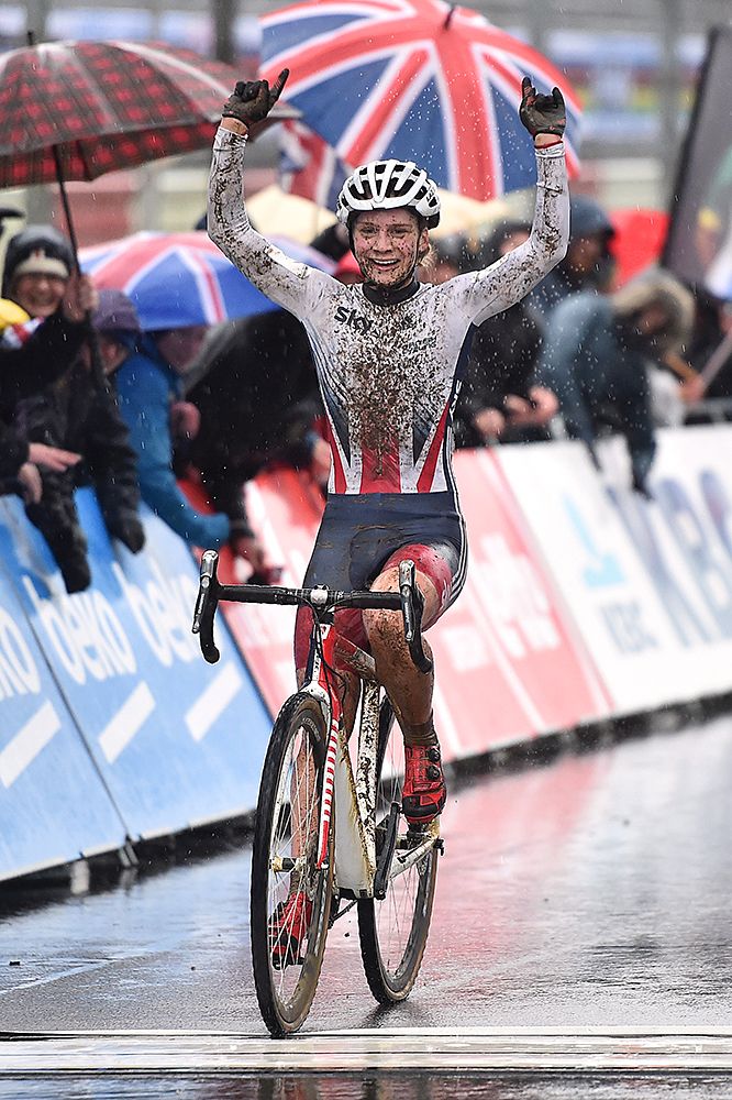 Evie Richards (Great-Britain) wins first-ever U23 women's cycle-cross world title
