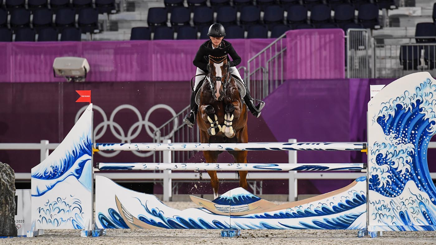Amande De B&amp;rsquo;Neville retired