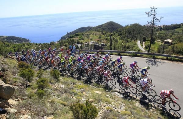 Stunning scenes on stage 12 of the Giro d'Italia