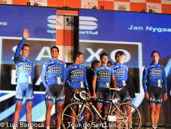 Contador leads the Saxo Bank team