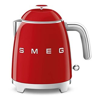 Smeg Mini 50's Retro Style 3 Cup Electric Kettle With Double Wall Anti Slip Base and Water Level Indicator (red)