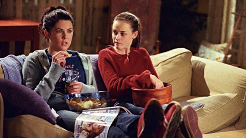 Lauren Graham and Alexis Bledel on Gilmore Girls