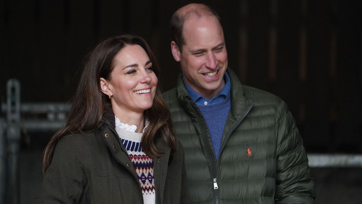 Ces sosies M&amp;S des pulls tricotés incontournables de Kate Middleton sont les pièces festives cosy-chic que nous gardons au chaud cet hiver