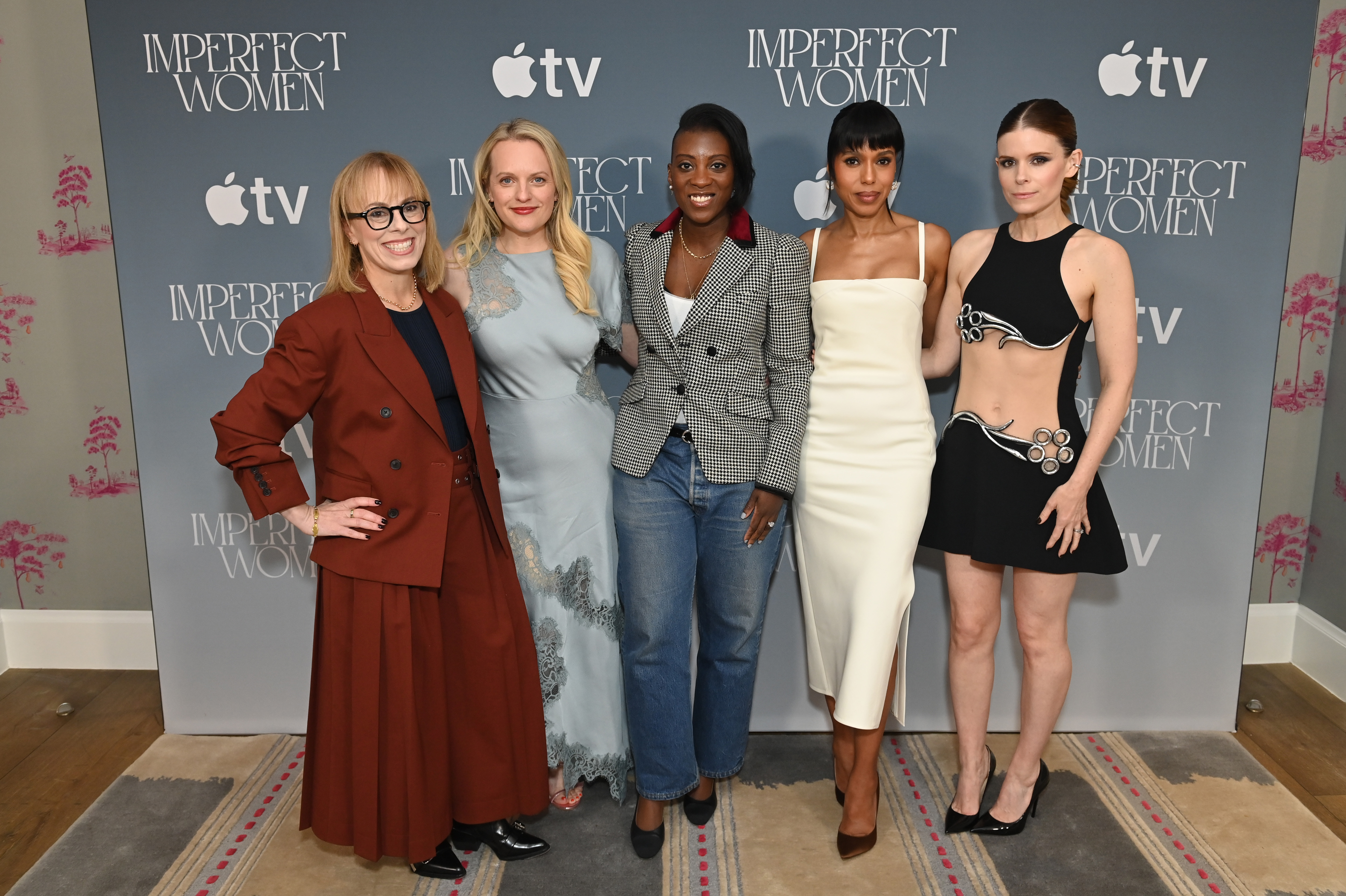 NEW YORK, NEW YORK - MARCH 17: (L-R) Annie Weisman, Elisabeth Moss, Nikki Ogunnaike, Kerry Washington and Kate Mara attend the Apple TV and Marie Claire tastemaker event celebrating the upcoming original series &amp;ldquo;Imperfect Women,&amp;rdquo; at the Crosby Street Hotel in New York City on March 17. The highly anticipated thriller debuts globally on Wednesday, March 18, 2026 on Apple TV. (Photo by Bryan Bedder/Getty Images for Apple TV)