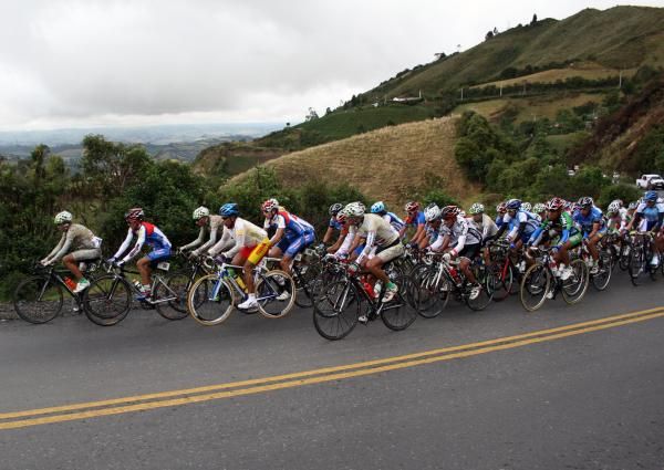 The peloton all together on stage two.