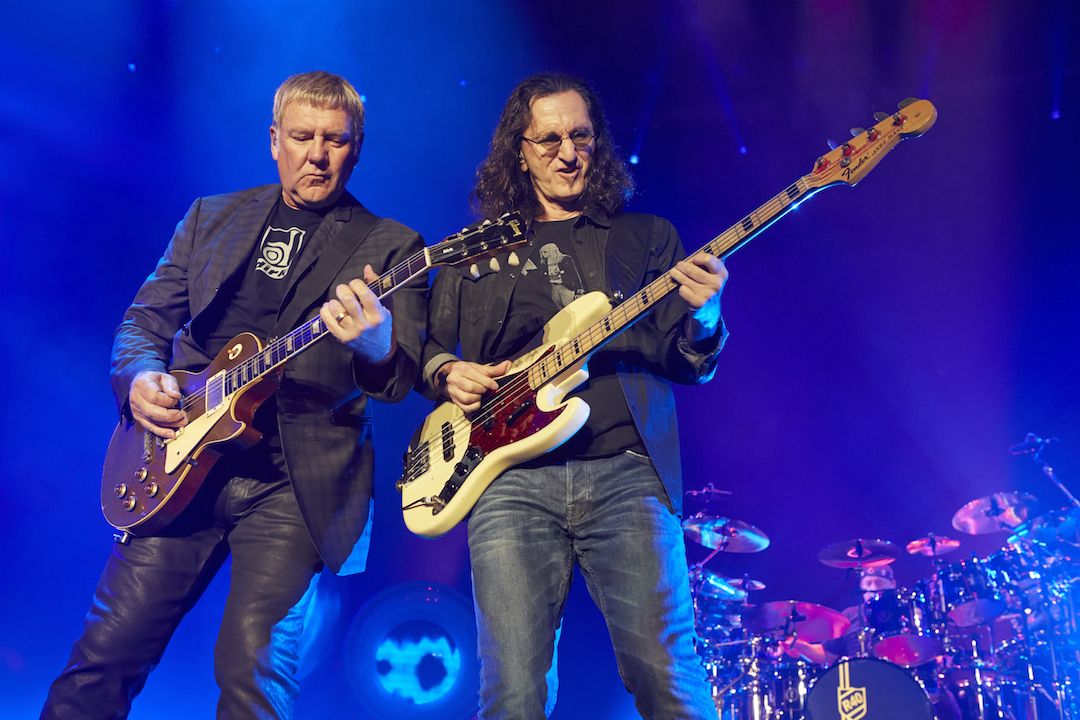 Lee and Lifeson in action