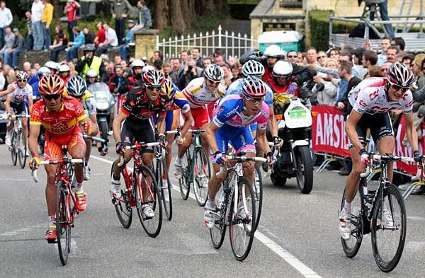The decisive moment as Kroon had pulled off (far left, background) and Schleck took over &ndash; with Cunego being attentive.