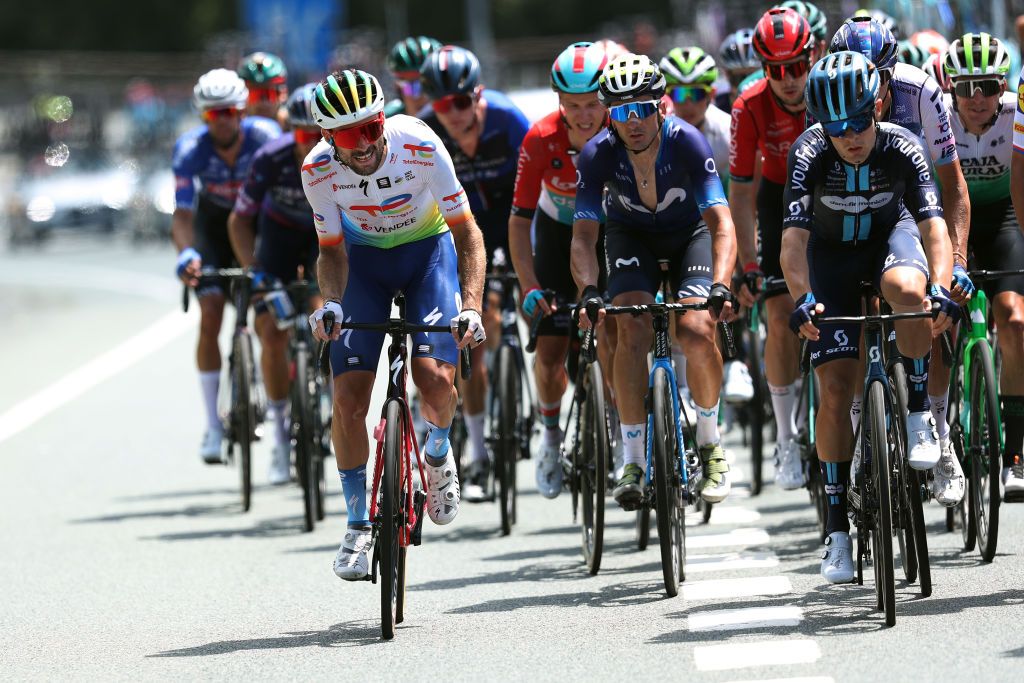 Race images from the 2023 ediition of Cl&aacute;sica san Sebasti&aacute;n
