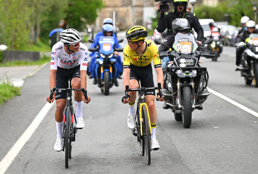 AMOREBIETA ETXANO SPAIN APRIL 05 LR Isaac del Toro of Mexico and UAE Team Emirates and Sepp Kuss of The United States and Team Visma Lease a Bike compete in the breakaway during the 63rd Itzulia Basque Country 2024 Stage 5 a 1759km stage from VitoriaGasteiz to AmorebietaEtxano UCIWT on April 05 2024 in AmorebietaEtxano Spain Photo by Tim de WaeleGetty Images