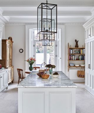 Kitchen countertop ideas with marble worktop