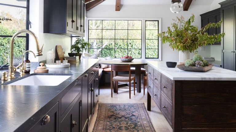 Farmhouse Kitchen Ideas: 10 modern rustic kitchen pictures  Country