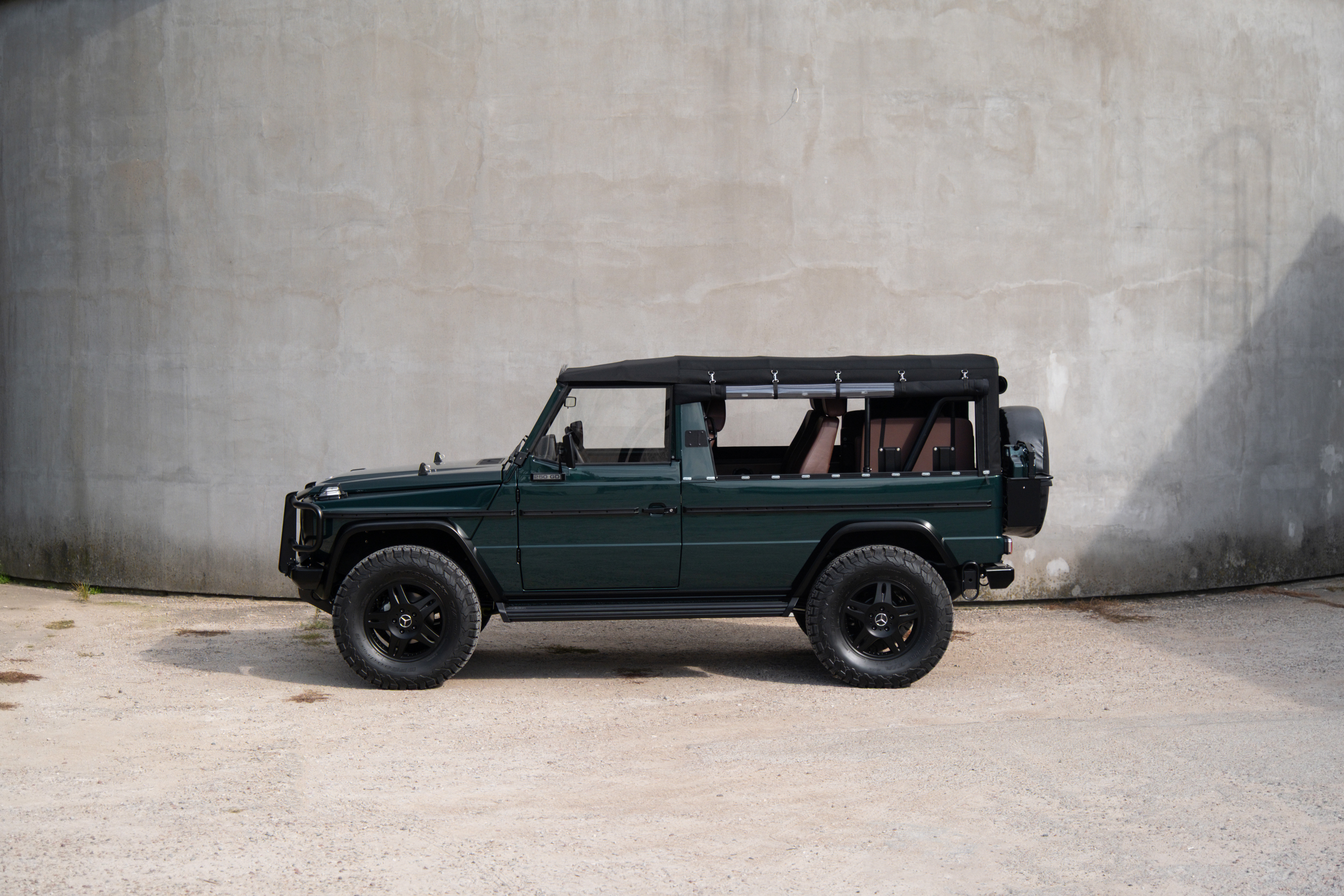 Expedition Motor Company Long Wheelbase Cabrio G-Wagen