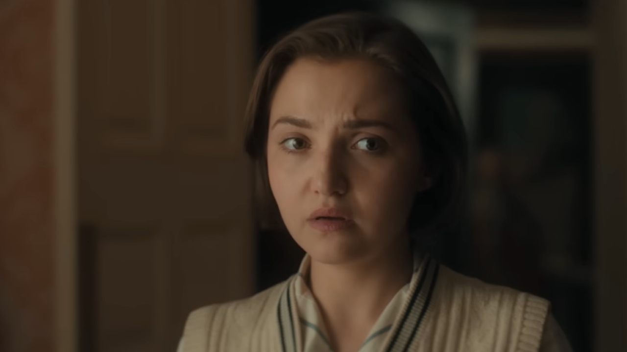 Mia McKenna-Bruce in Agatha Christie's Seven Dials