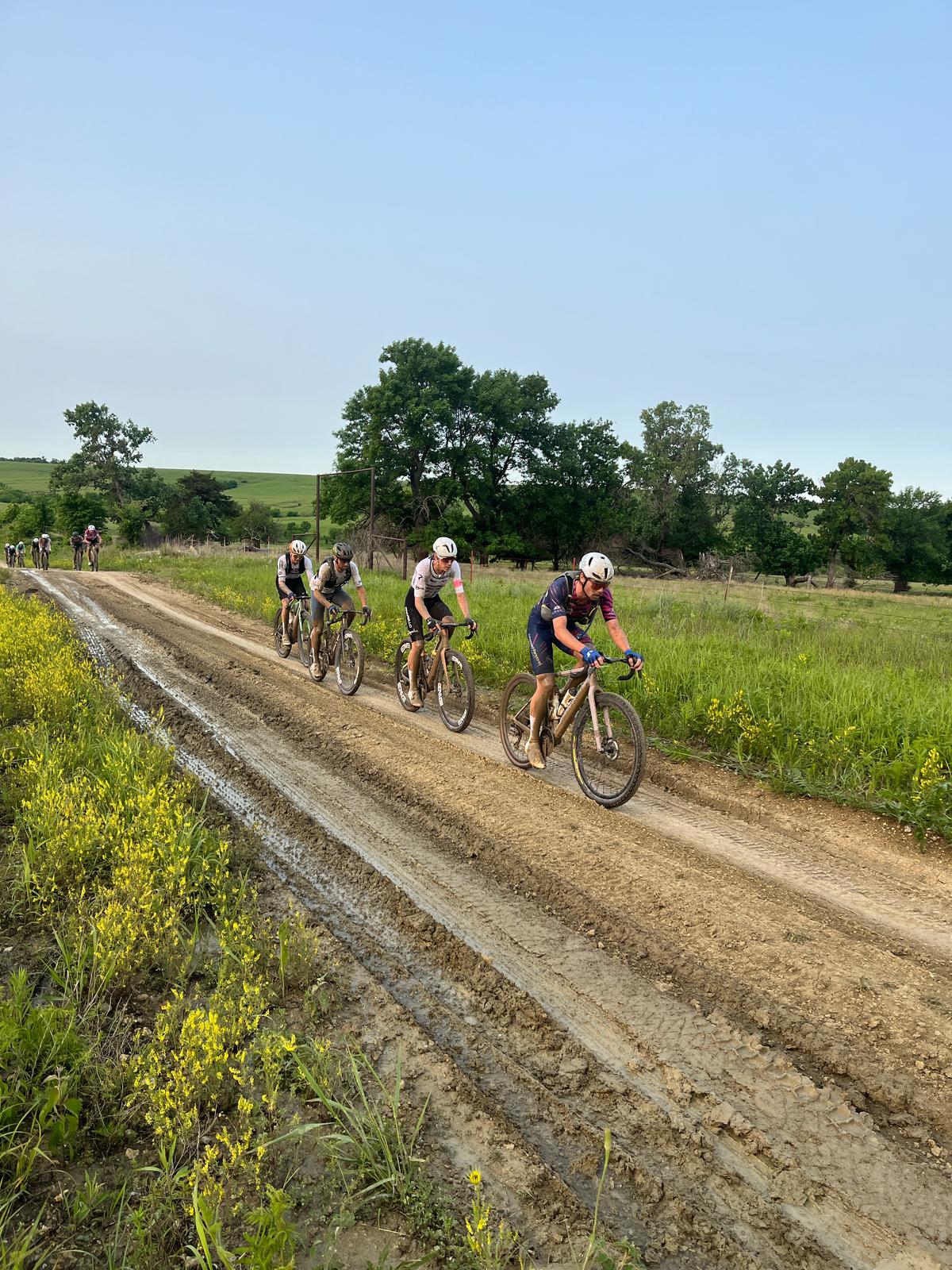 Photos on Divide Road from the men's elite race at Unbound 200 2025