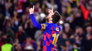 Lionel Messi Reaches 700 Games With 613 Goals The Barcelona Great S Career In Numbers Fourfourtwo