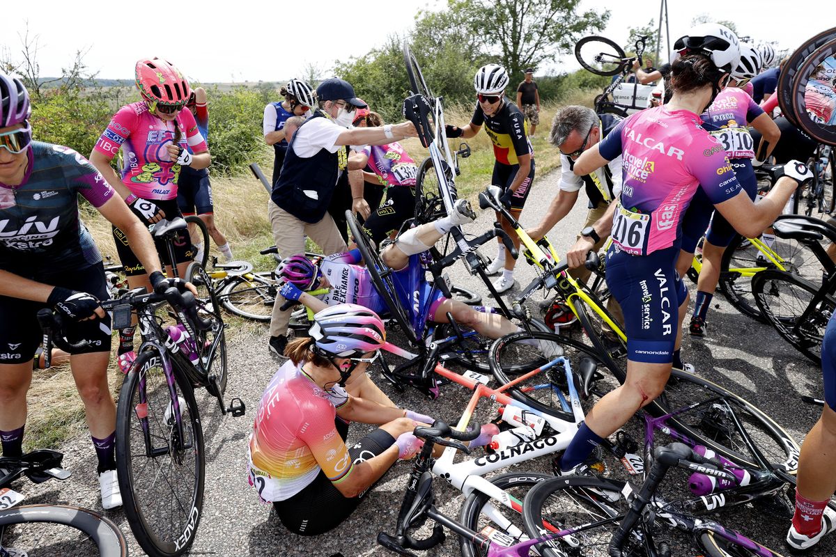 Tour de France Femmes 2022 1st Edition 5th stage Bar le Duc Saint Die des Vosges 1756 km 28072022 Crash Injury Marta Bastianelli ITA UAE Team ADQ photo Luis Angel GomezSprintCyclingAgency2022
