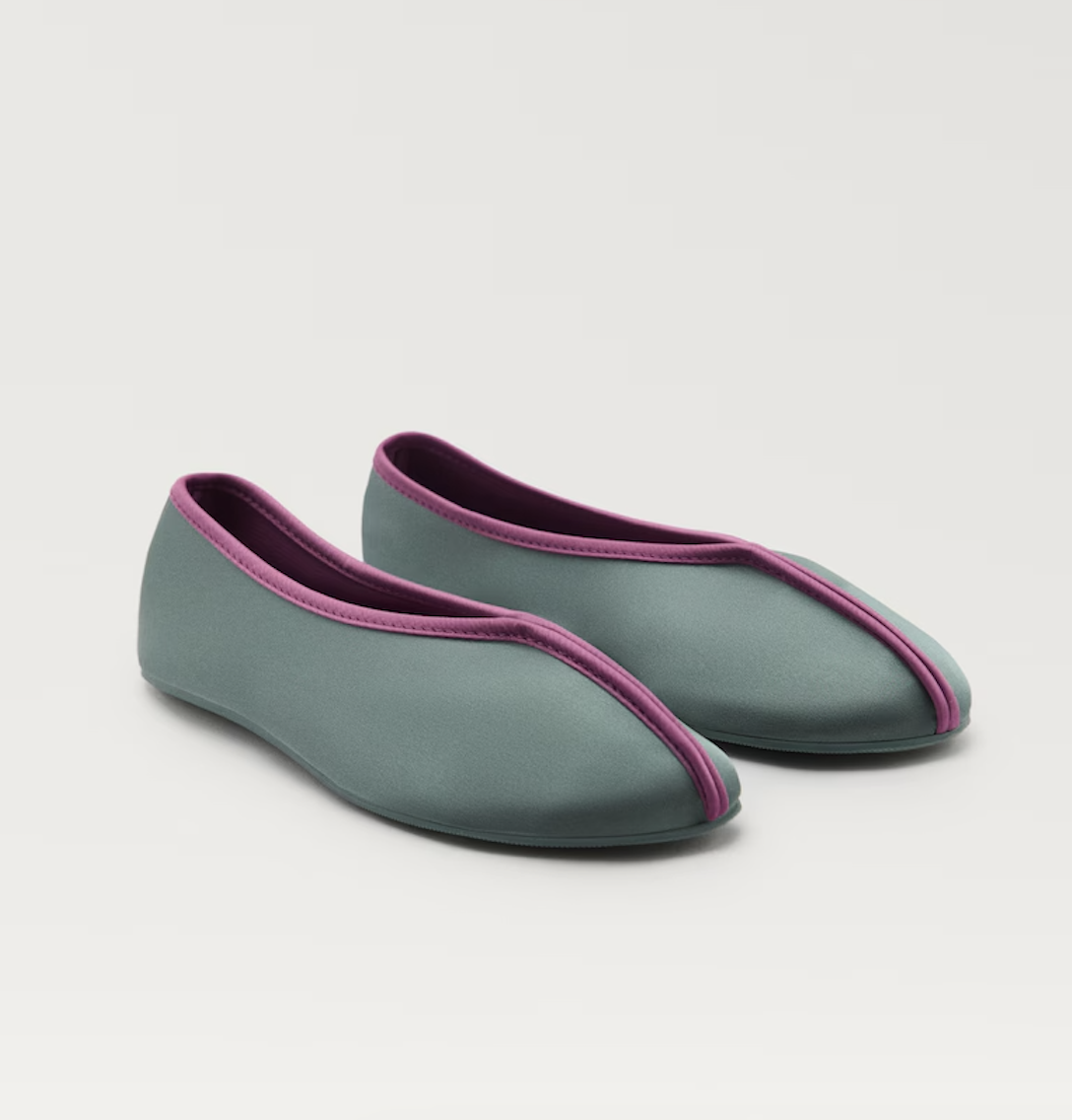 Satin ballet flats with contrast piping