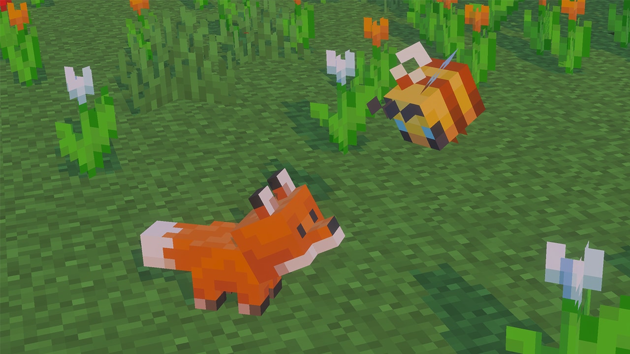 Baby fox and baby bee in Minecraft
