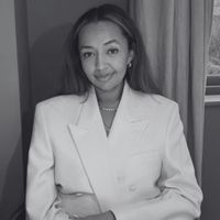 Rhea Cartwright's avatar