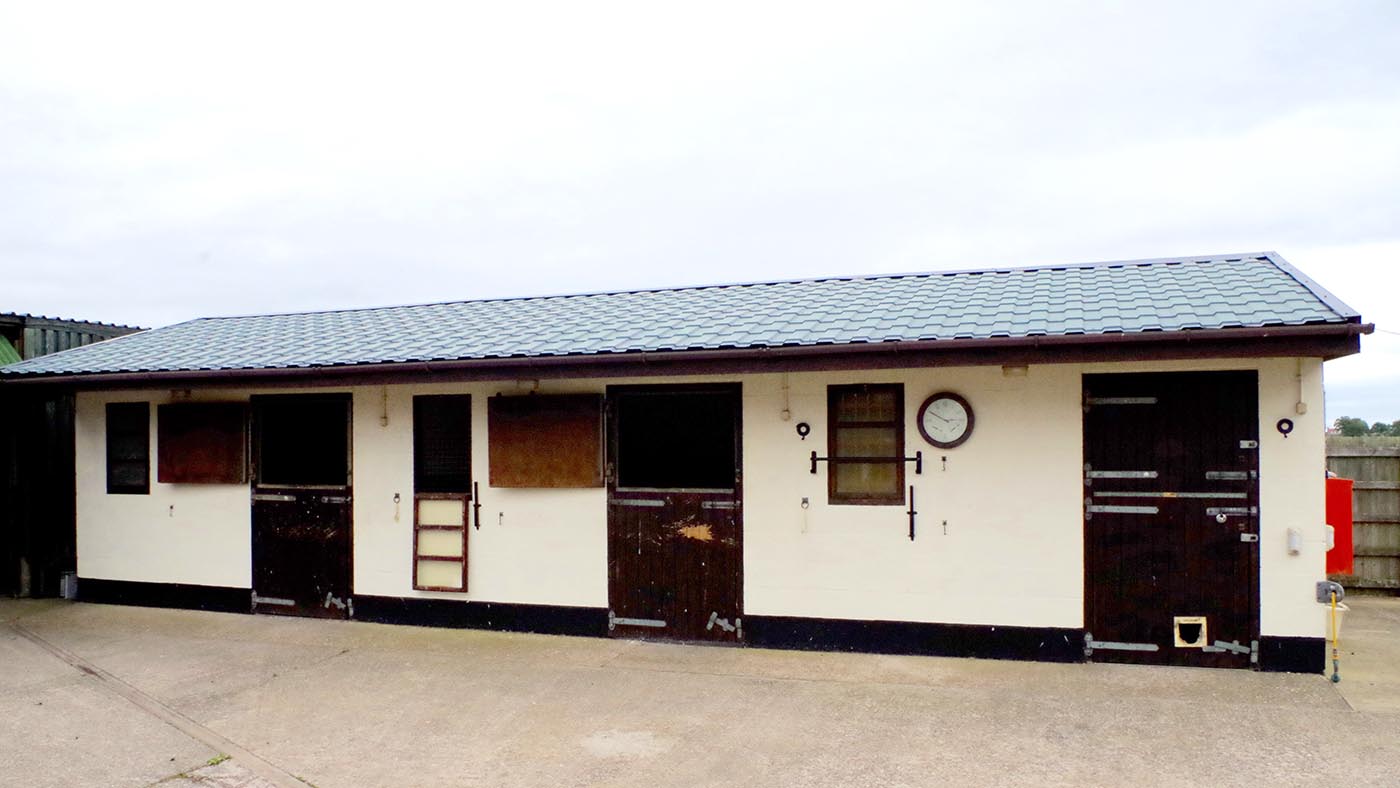 Stables Hi 1