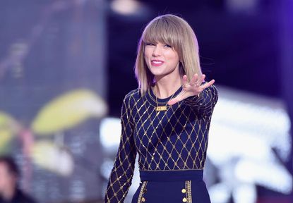 Taylor Swift made at least $280,000 on Spotify in 1 month with 1 song