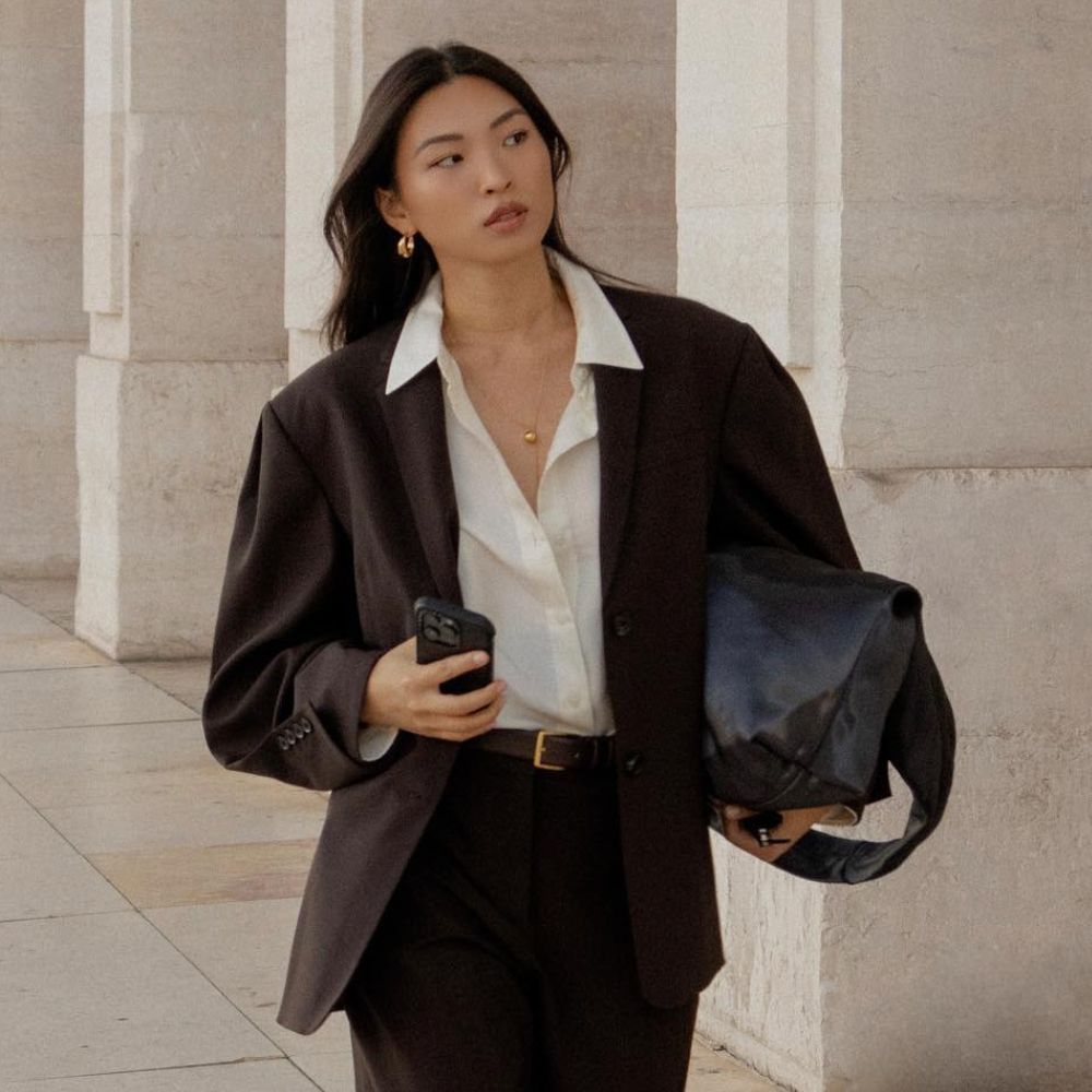 Brown Trousers Anyone Would Never Buy Silently Without Regret!